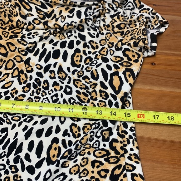 Nicola Animal Print Office Top, Stretch, 4 Season, Wrinkle Free, Easy Care - Picture 6 of 9